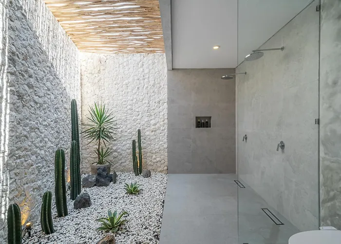 Villa Casa Solo - Chic Industrial 1br Close To Pererenan