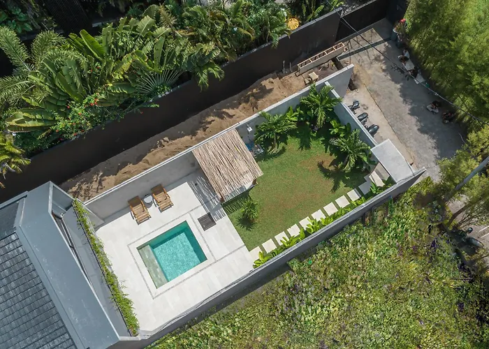 Casa Solo - Chic Industrial 1br Close To Pererenan Villa