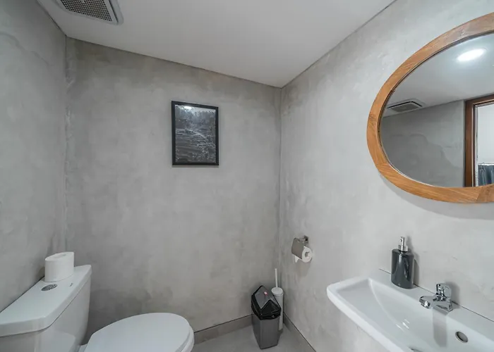 Villa Casa Solo - Chic Industrial 1br Close To Pererenan *