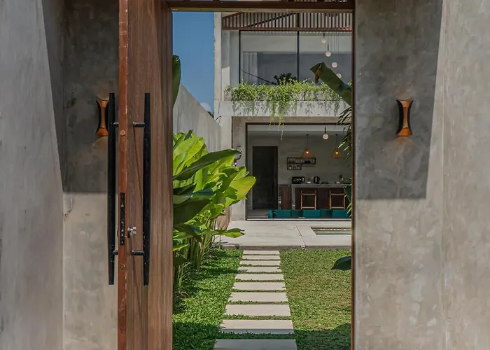 Villa Casa Solo - Chic Industrial 1br Close To Pererenan Canggu (Bali)