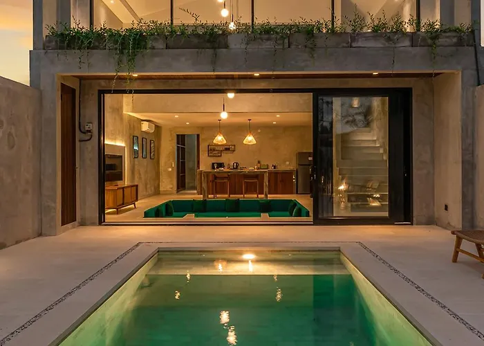 Casa Solo - Chic Industrial 1br Close To Pererenan Villa